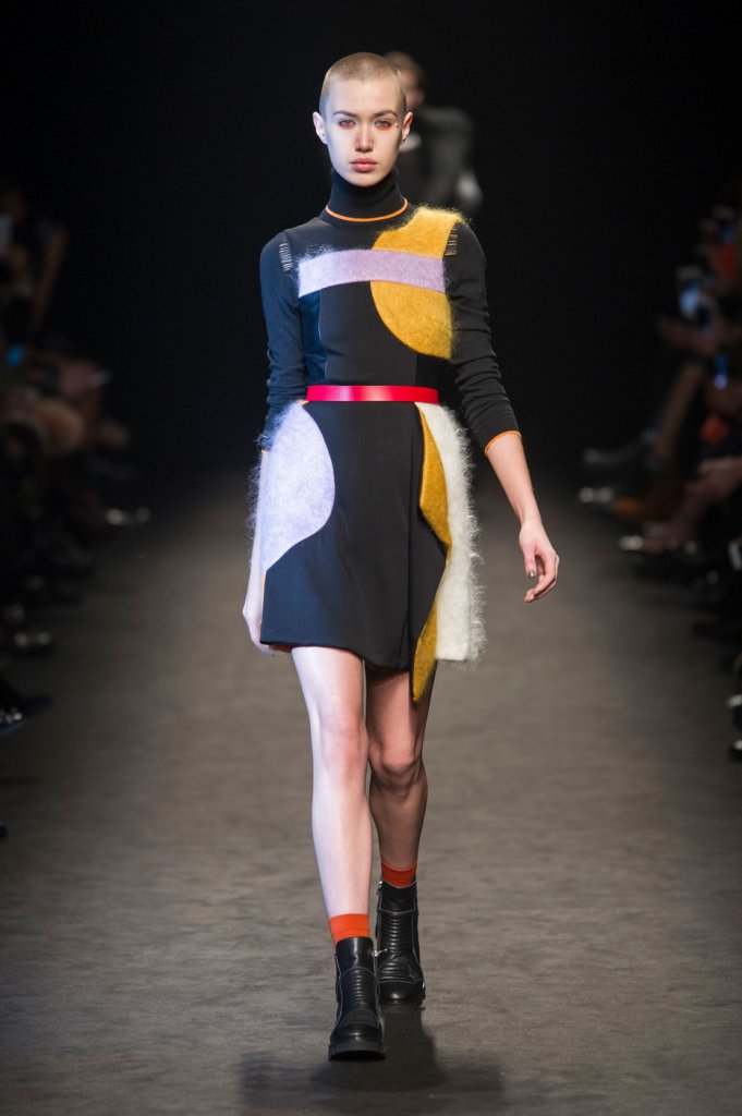 毕伯劳斯 Byblos 2017/18秋冬高级成衣发布秀 - Milan Fall 2017
