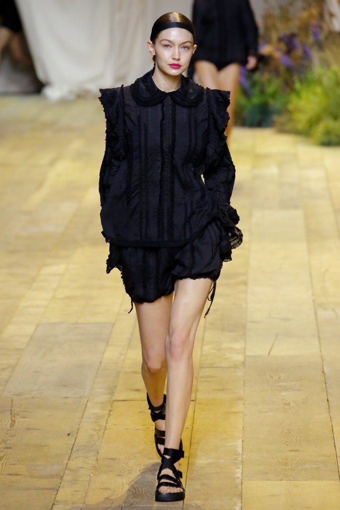 h&m 2017春夏高级成衣发布秀 - paris fall 2017