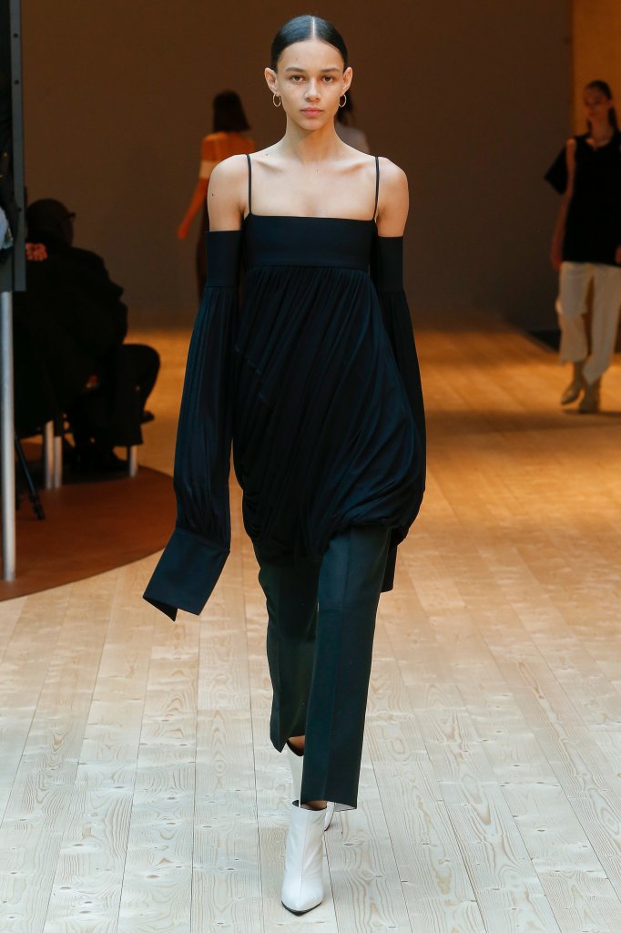 思琳 法国 巴黎 走秀(runway) 2017/18秋冬 女装