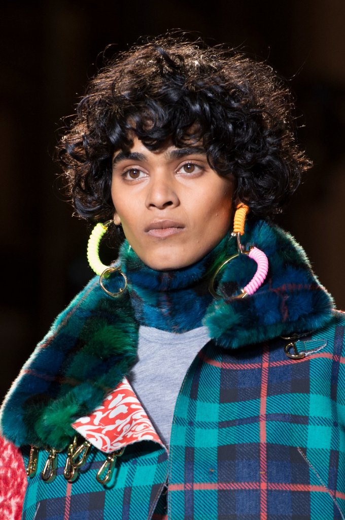 伊斯特班·科塔萨尔 esteban cortazar 2017/18秋冬高级成衣发布秀