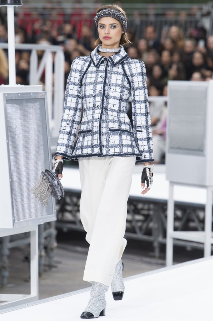 香奈儿 Chanel 2017/18秋冬高级成衣发布秀 - Paris Fall 2017