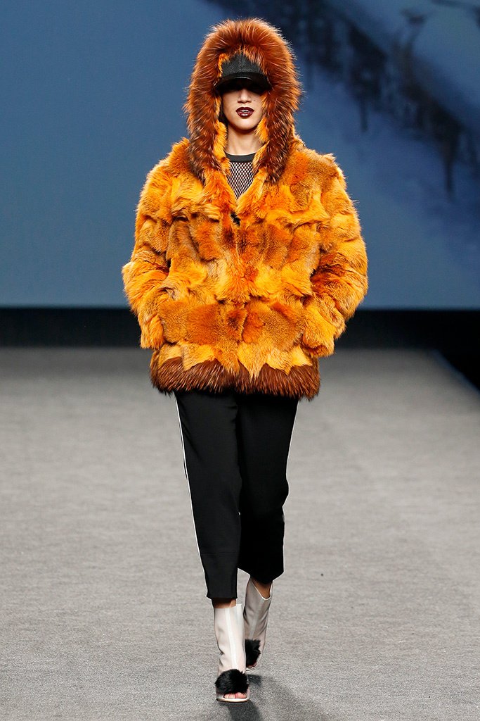 Jesús Lorenzo 2017/18秋冬高级成衣发布秀 - Madrid Fall 2017