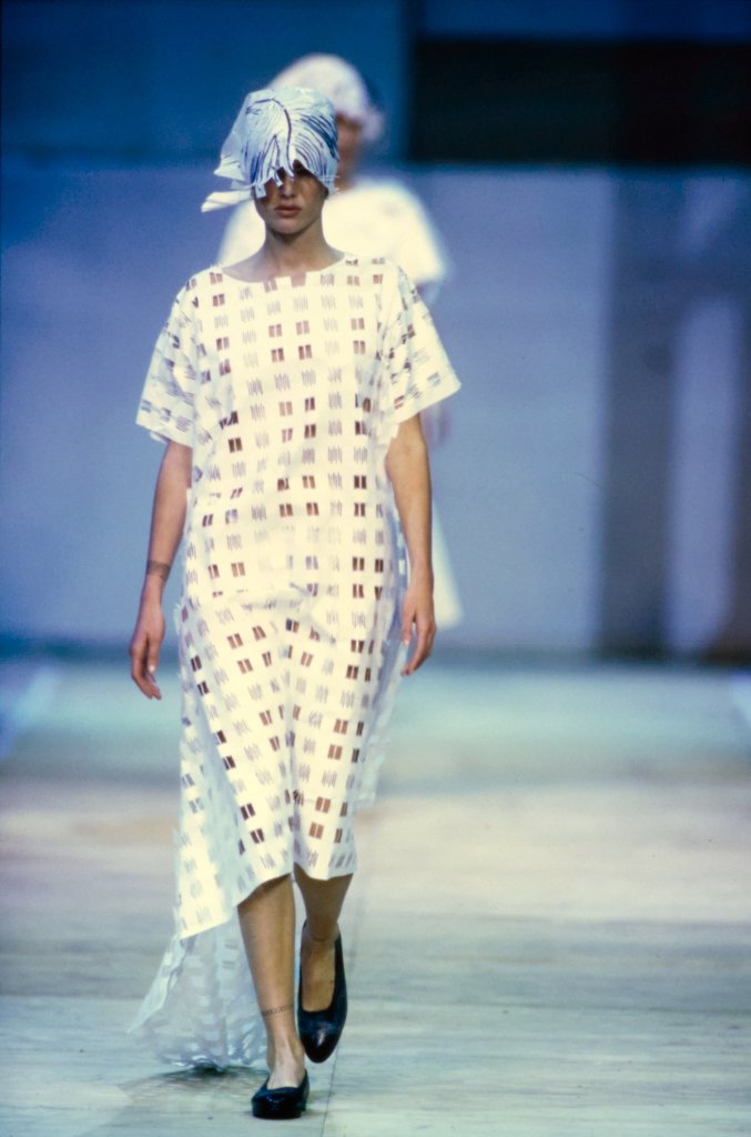 川久保玲 Comme des Gar&ccedil;ons 2012春夏高级成衣发布秀