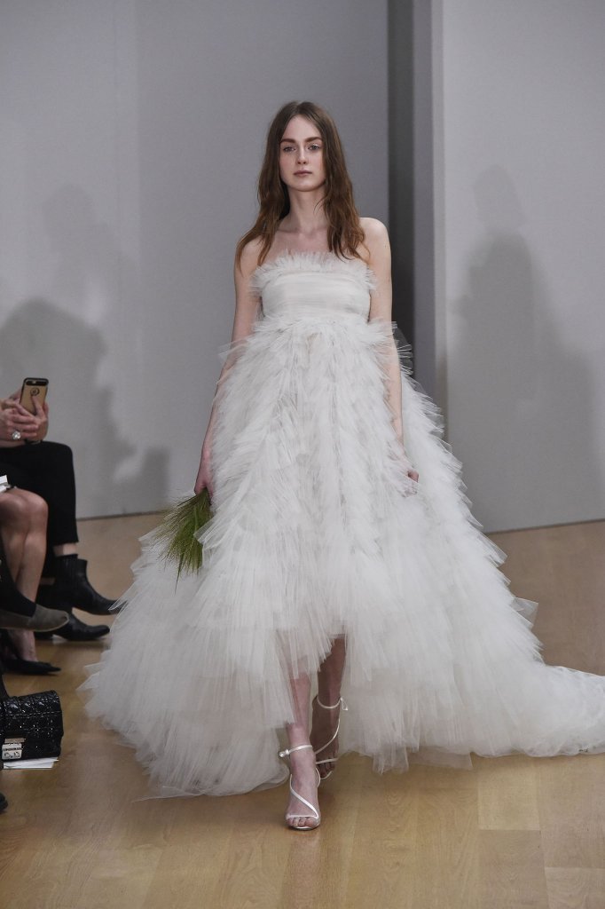 奥斯卡·德拉伦塔 oscar de la renta 2018春夏系列婚纱礼服发布秀