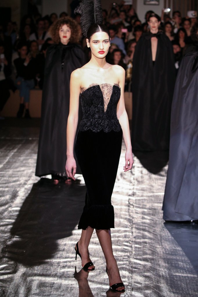 Djaba Diassamidze 2017/18秋冬高级成衣发布秀 - Tbilisi Fall 2017