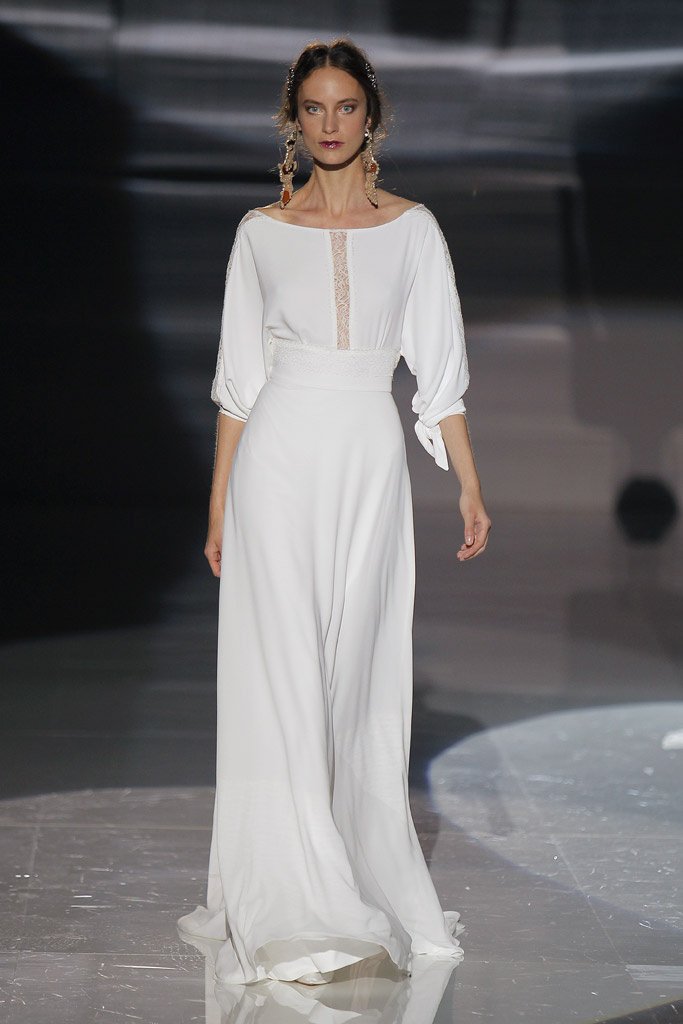 Jesús Peiró 2018婚纱礼服发布秀 - Barcelona Bridal Week