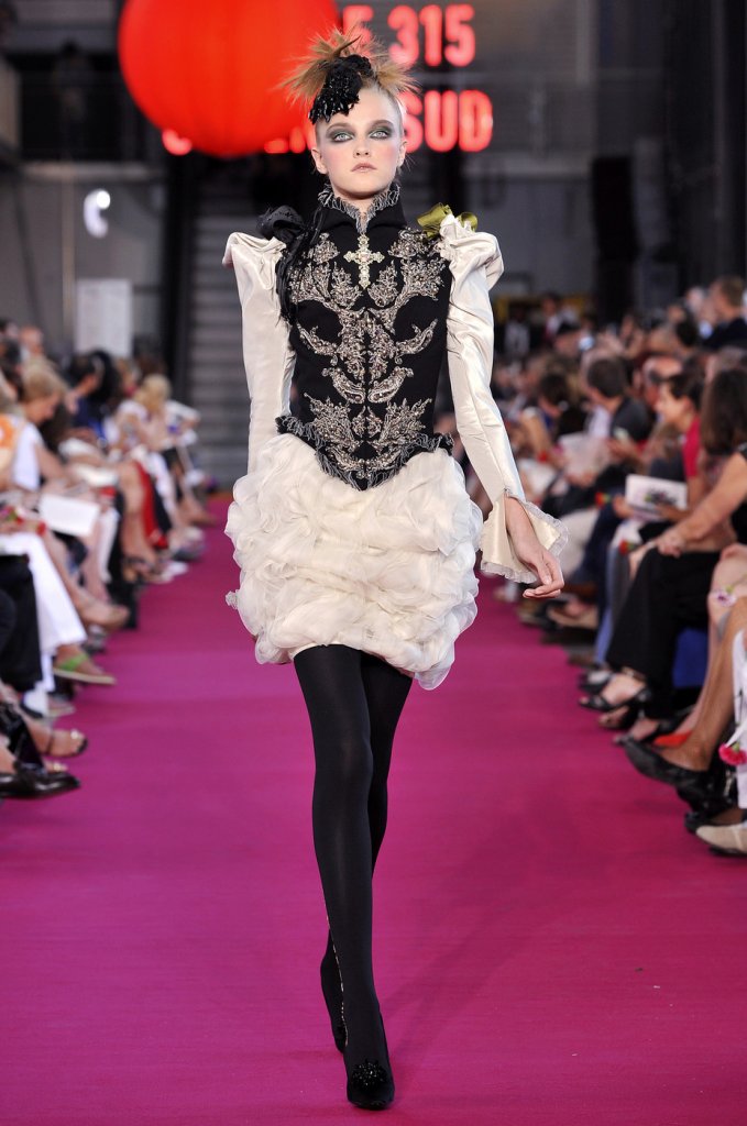 克里斯汀·拉克鲁瓦 Christian Lacroix 2008/09秋冬高级定制发布秀 - Couture Fall 2008