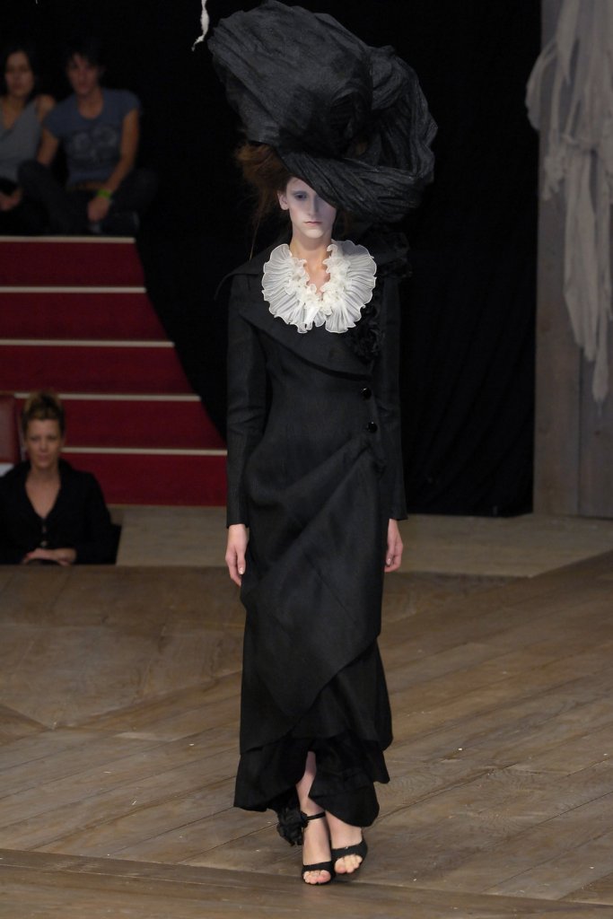 亚历山大·麦昆 Alexander McQueen 2007春夏高级成衣发布秀 - Paris Spring 2007