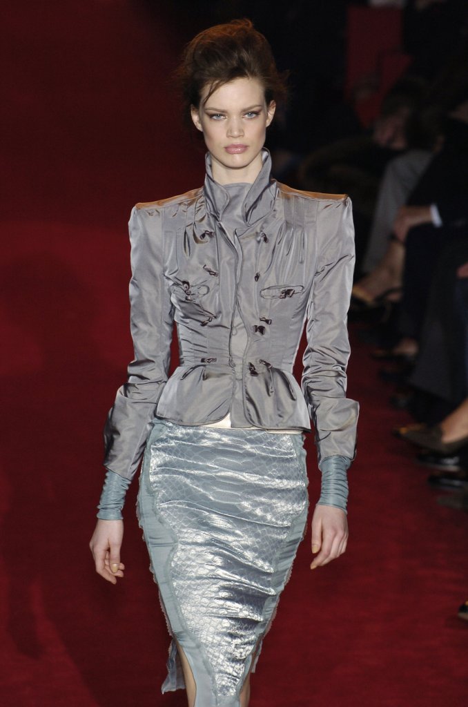 圣罗兰 法国 巴黎 走秀(runway) 2004/05秋冬 女装