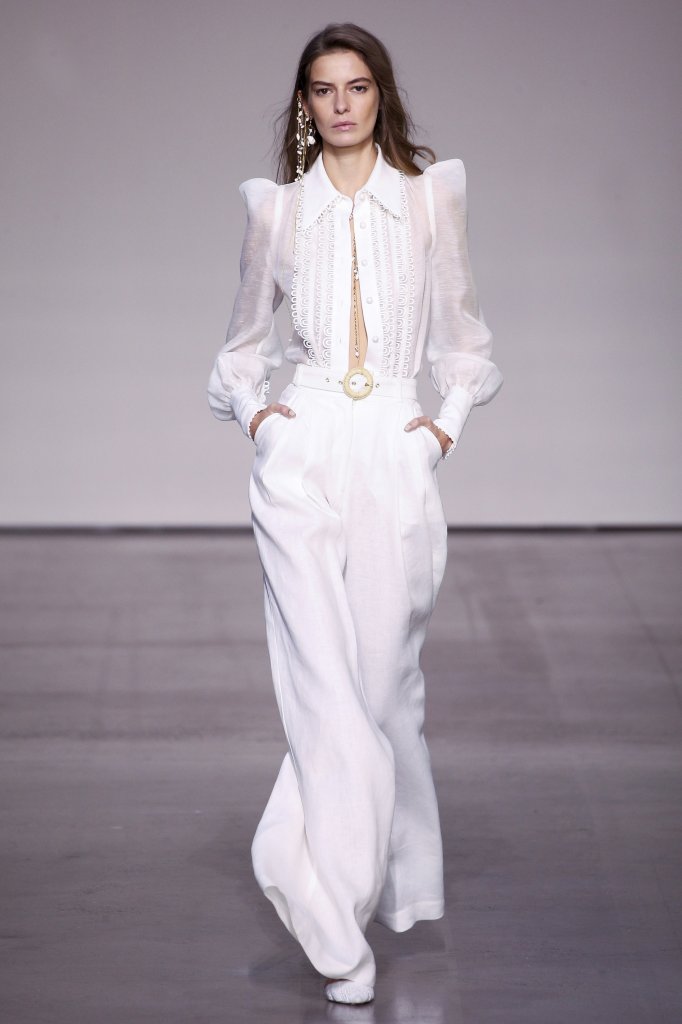 浪漫白色沙滩 - 全白all-white - 天天时装-口袋里的时尚指南