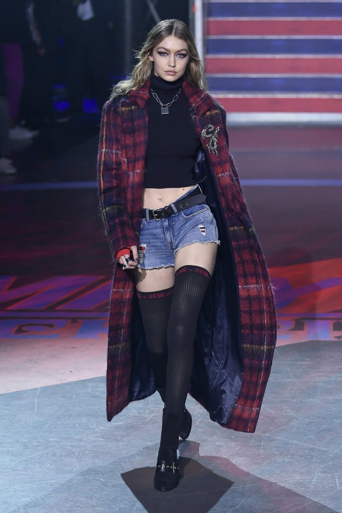 汤米·希尔费格 Tommy Hilfiger 2017/18秋冬高级成衣发布秀 - London Fall 2017
