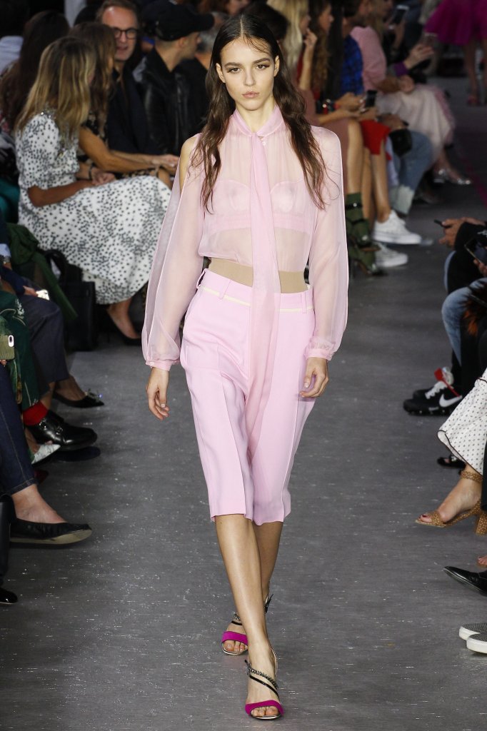 21 2018春夏高级成衣发布秀 - milan spring 2018 - 天天时装-口袋里