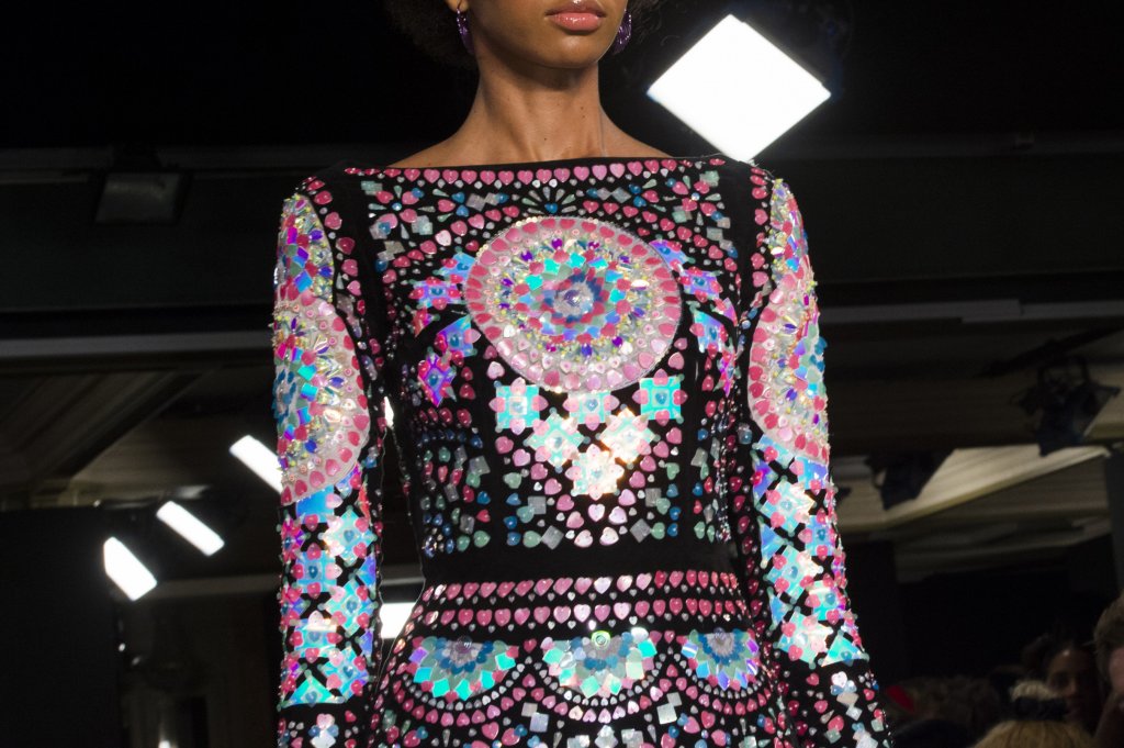 曼尼什·阿若拉 Manish Arora 2018春夏高级成衣发布秀(细节) - Paris Spring 2018