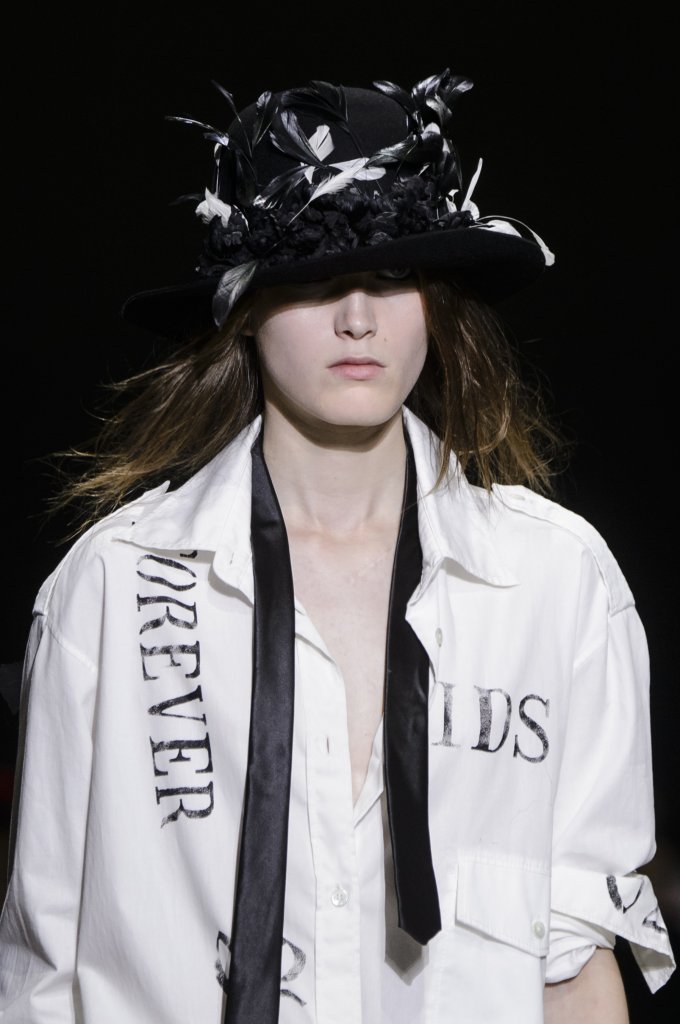 安·迪穆拉米斯特 Ann Demeulemeester 2018春夏高级成衣发布秀(细节) - Paris Spring 2018