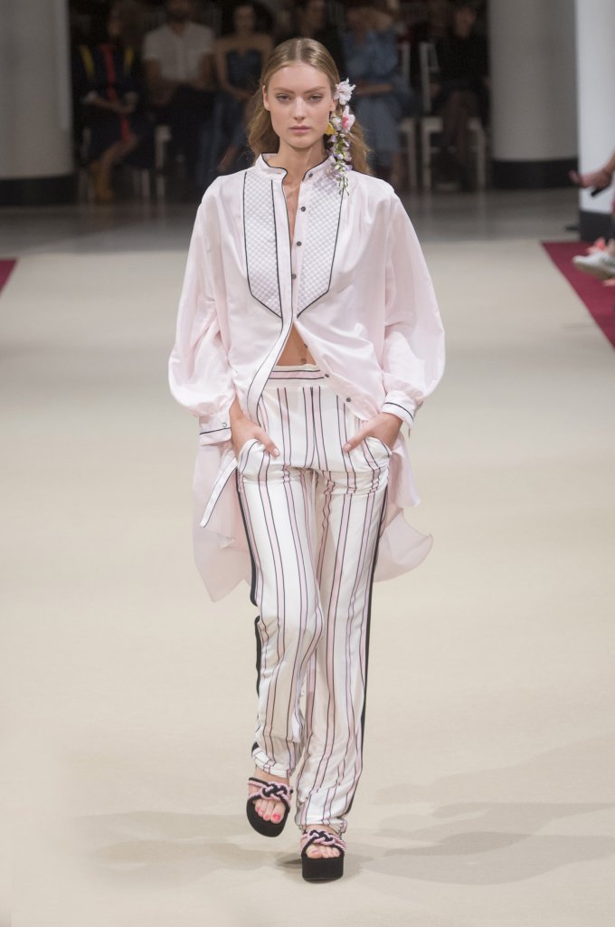 艾历克西斯·马毕 Alexis Mabille 2018春夏高级成衣发布秀 - Paris Spring 2018