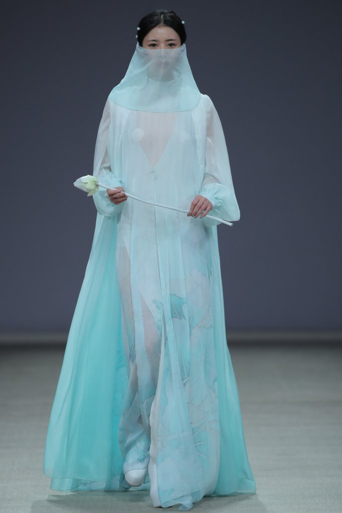 盖娅传说 中国 北京 走秀(runway) 2018春夏 女装