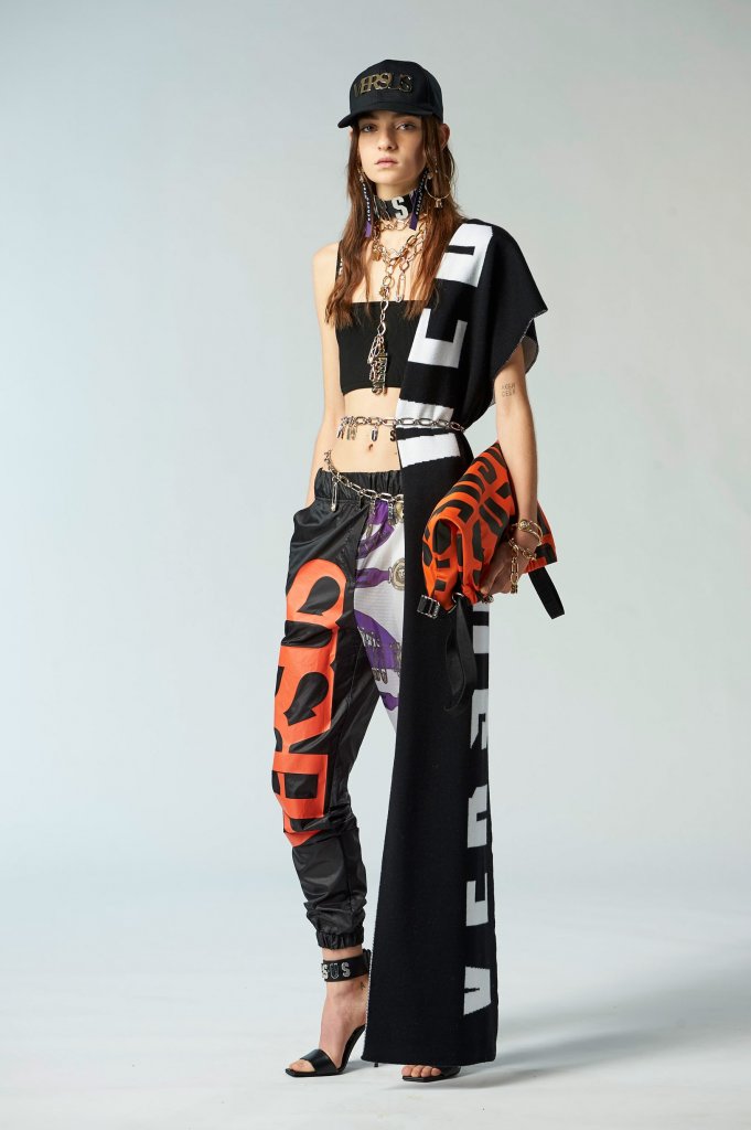 范瑟丝 Versus Versace 2018早秋系列Lookbook(Pre-Fall 2018)