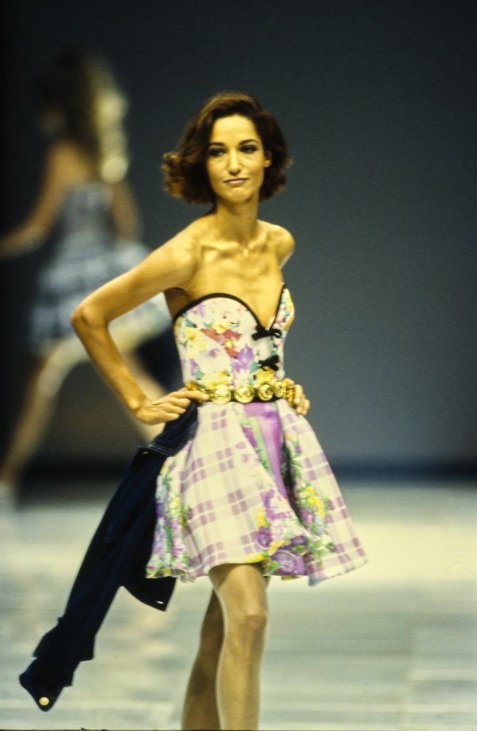 范思哲 Versace 1992春夏高级成衣发布秀 - Milan Spring 1992