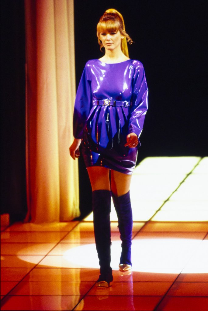 范思哲 Versace 1994/95秋冬高级成衣发布秀 - Milan Fall 1994