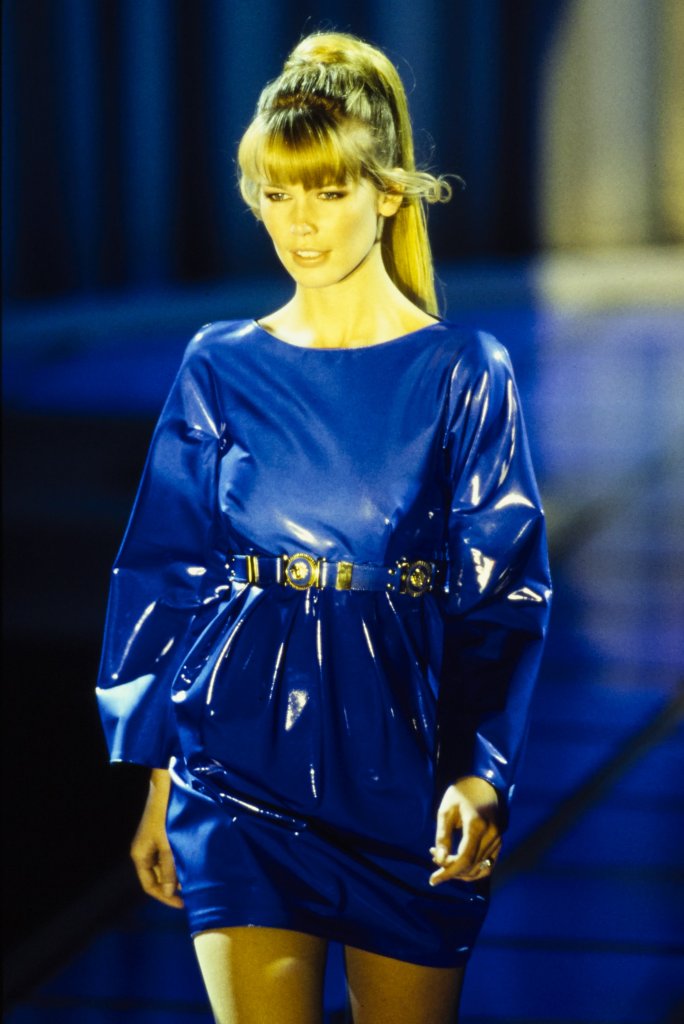 范思哲 Versace 1994/95秋冬高级成衣发布秀 - Milan Fall 1994