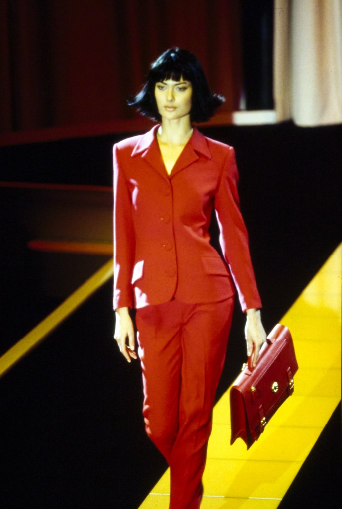 范思哲 Versace 1995/96秋冬高级成衣发布秀 - Milan Fall 1995