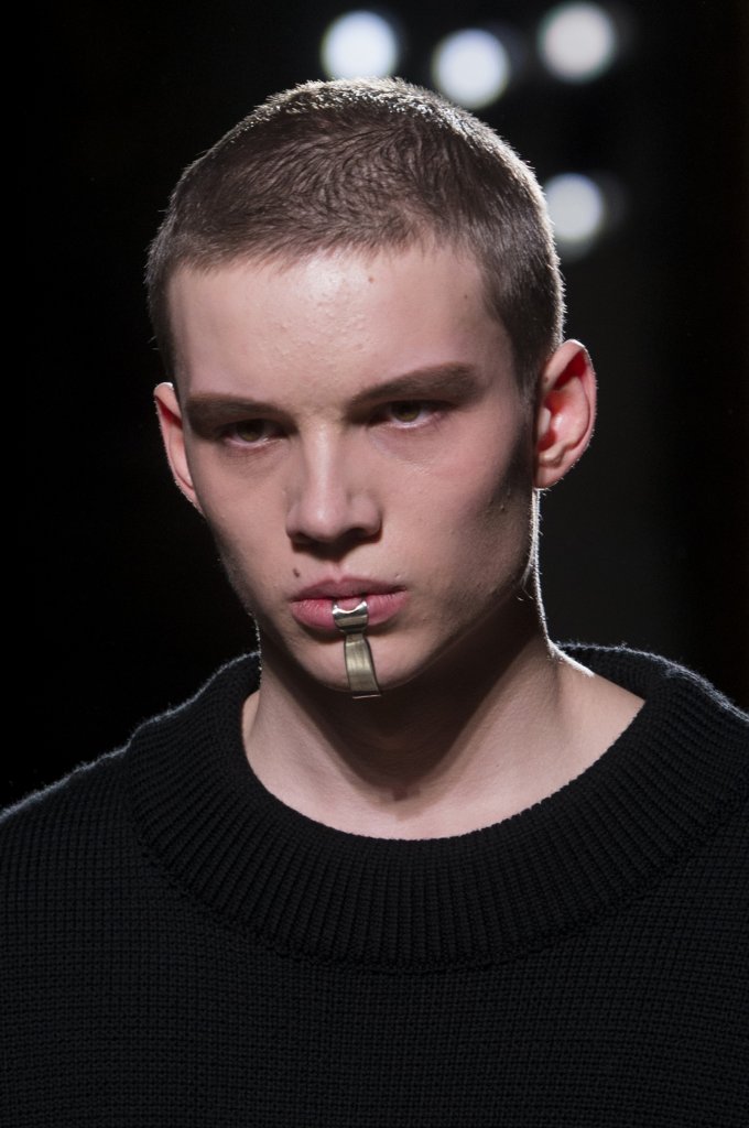 Les Hommes 2018/19秋冬男装发布秀(细节) - Milan Fall 2018