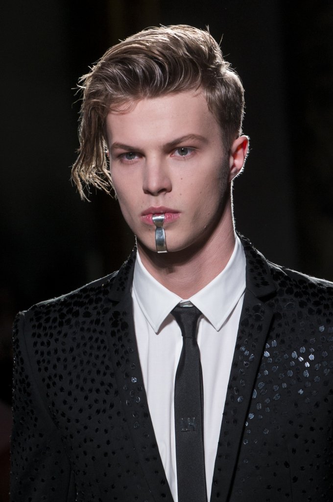 les hommes 2018/19秋冬男装发布秀(细节) - milan fall 2018