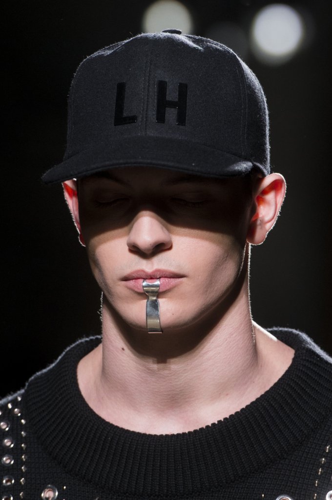 les hommes 2018/19秋冬男装发布秀(细节) - milan fall 2018