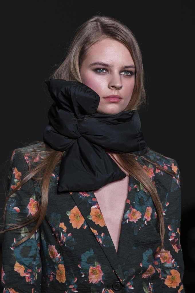 妮可·米勒 nicole miller 2018/19秋冬高级成衣发布秀(细节) - new