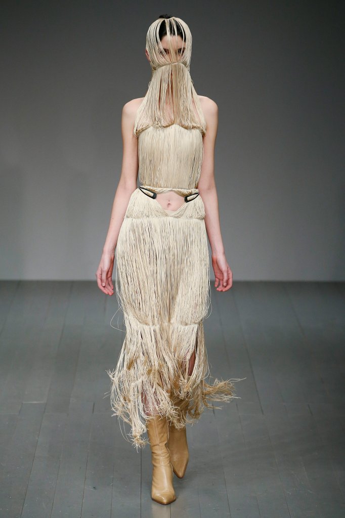 中央圣马丁 central saint martins 2018/19秋冬高级成衣发布秀