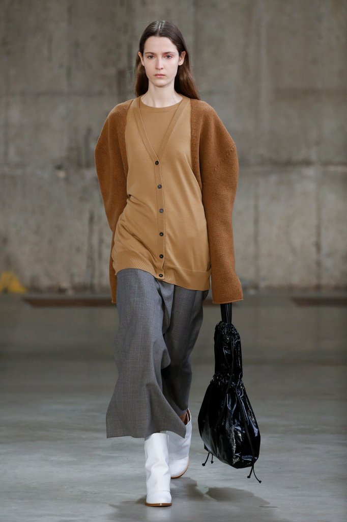 宝姿1961 加拿大 多伦多 走秀(runway) 2018/19秋冬 女装