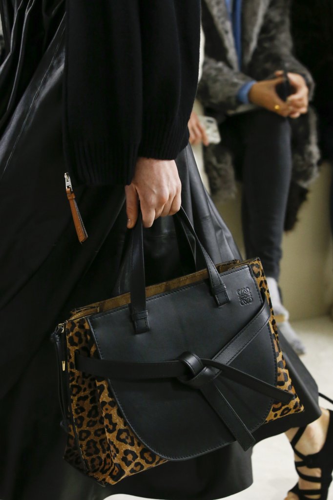 罗意威 loewe 2018/19秋冬高级成衣发布秀(细节) - paris fall 2018