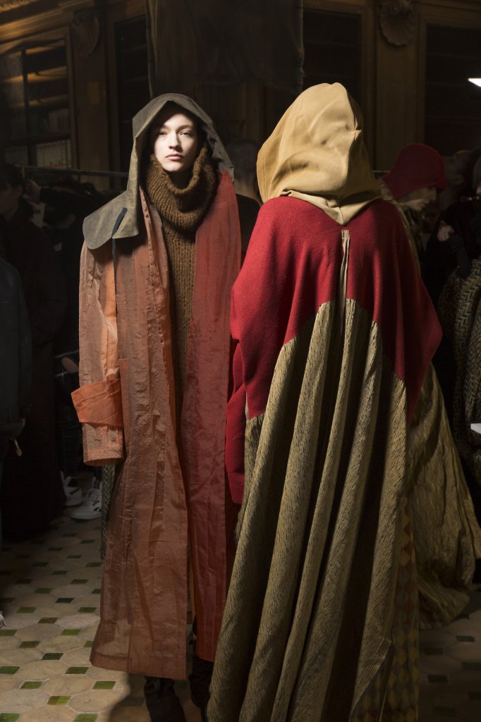 王汁uma wang 2018/19秋冬高级成衣发布秀(后台妆容) - paris fall