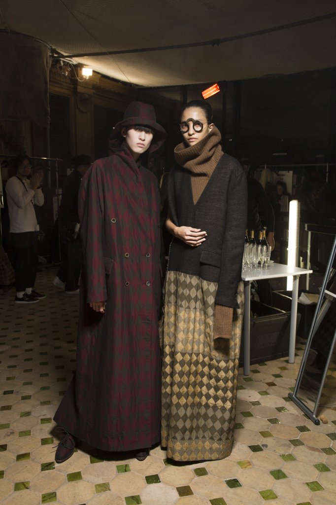 王汁uma wang 2018/19秋冬高级成衣发布秀(后台妆容) - paris fall