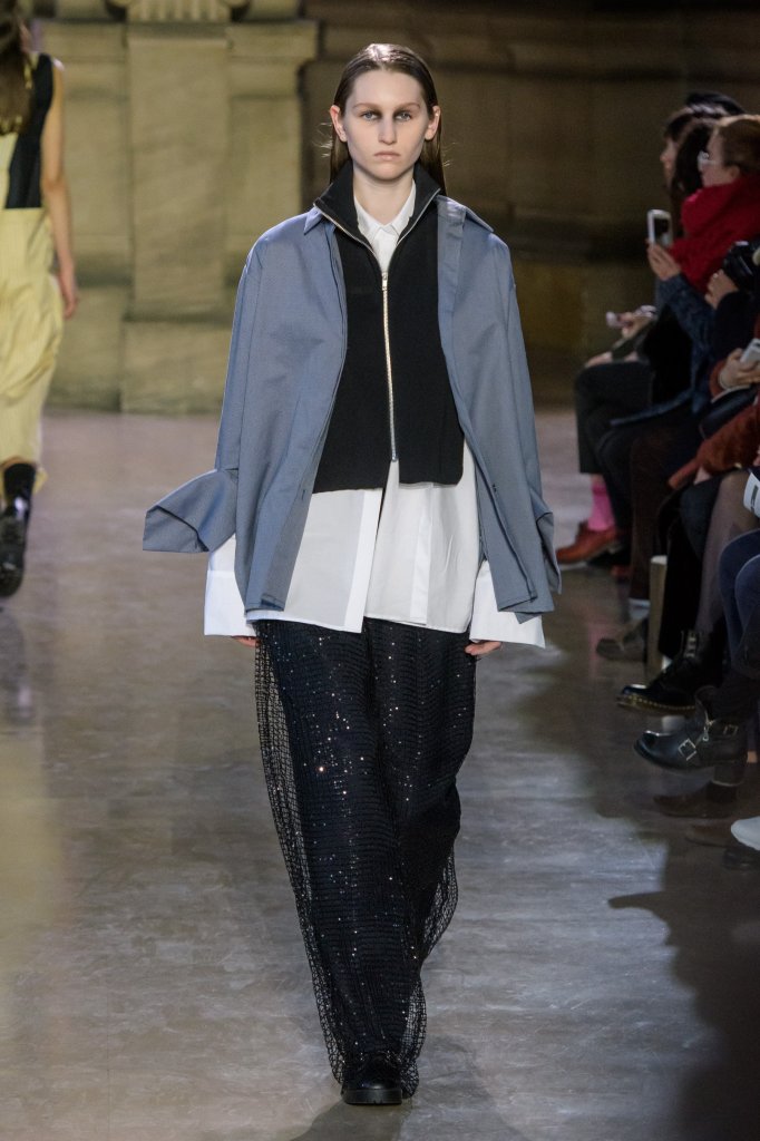 Moon Young Hee 2018/19秋冬高级成衣发布秀 - Paris Fall 2018