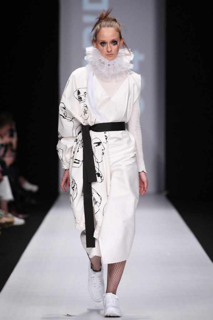 拉夫领的现代街头式解读