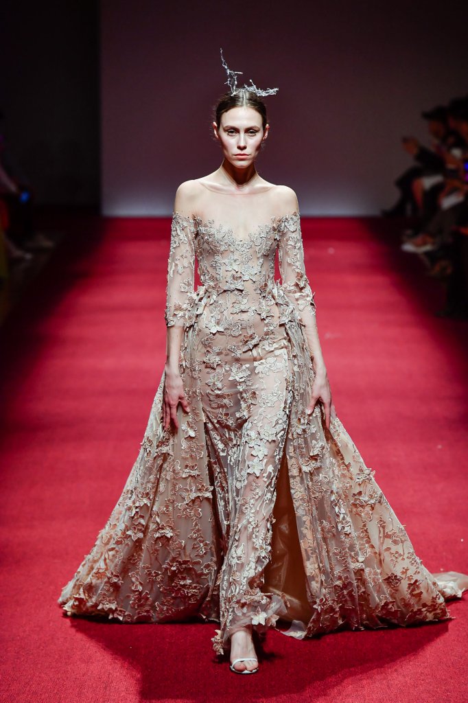 兰玉 中国 北京 走秀(runway) 2018/19秋冬 女装 2018/19秋冬高级定制