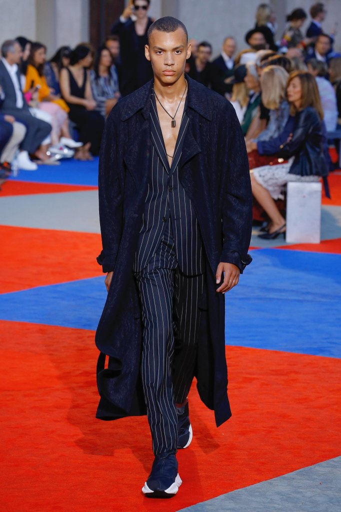 罗伯特·卡沃利 roberto cavalli 2019春夏男装发布秀 - florence