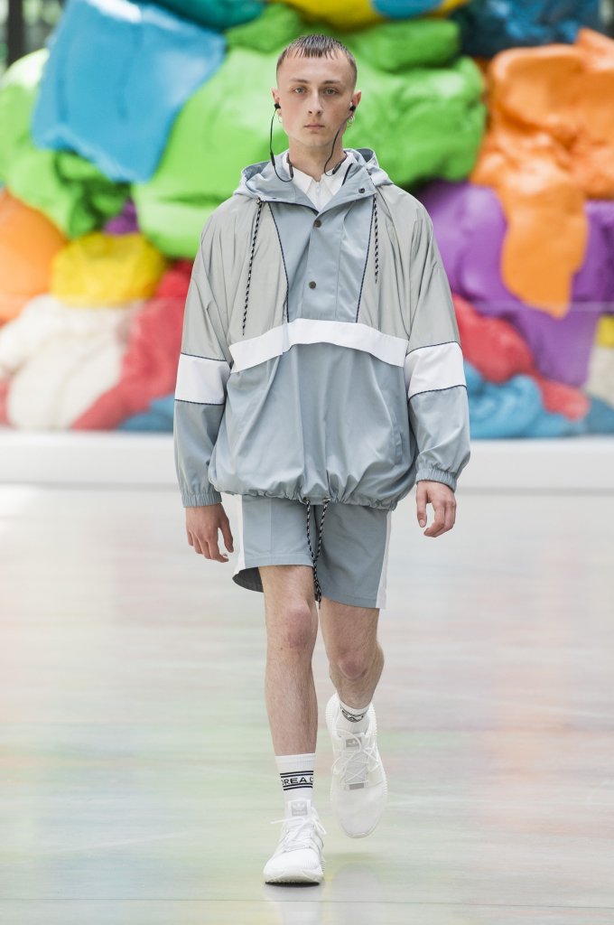 andrea crews 2019春夏男装发布秀 - paris spring 2019