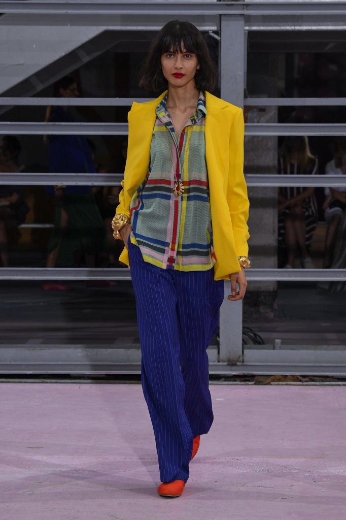 不同寻常的色彩混搭 撞色color blocking 天天时装-口袋里的时尚