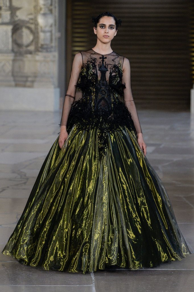 郭培 中国 北京 走秀(runway) 2018/19秋冬高级定制 女装 晚礼服裙