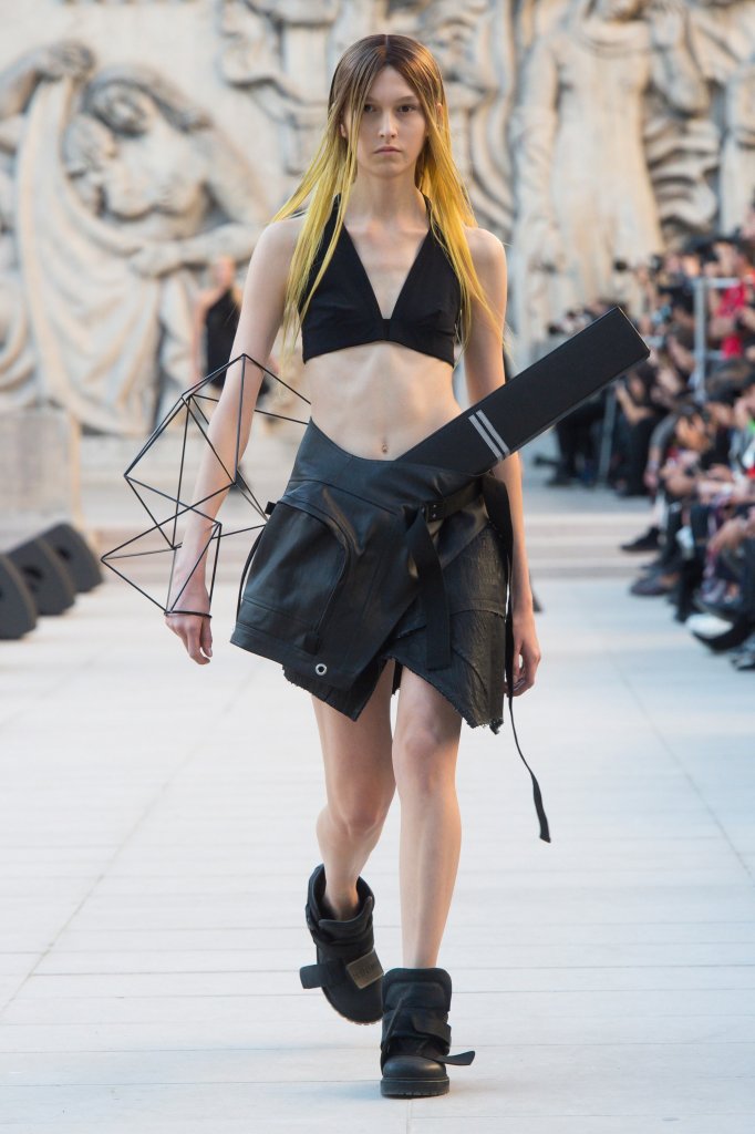 瑞克·欧文斯 Rick Owens 2019春夏高级成衣发布秀 - Paris Spring 2019