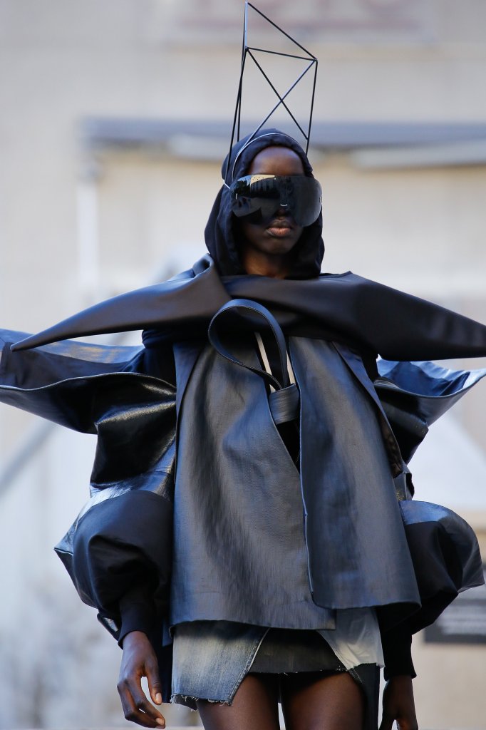 瑞克·欧文斯 Rick Owens 2019春夏高级成衣发布秀(细节) - Paris Spring 2019