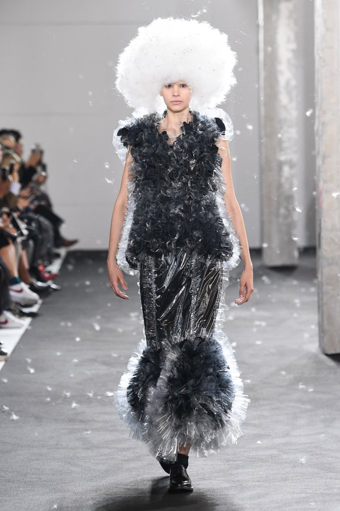 Noir Kei Ninomiya 2019春夏高级成衣发布秀 - Paris Spring 2019