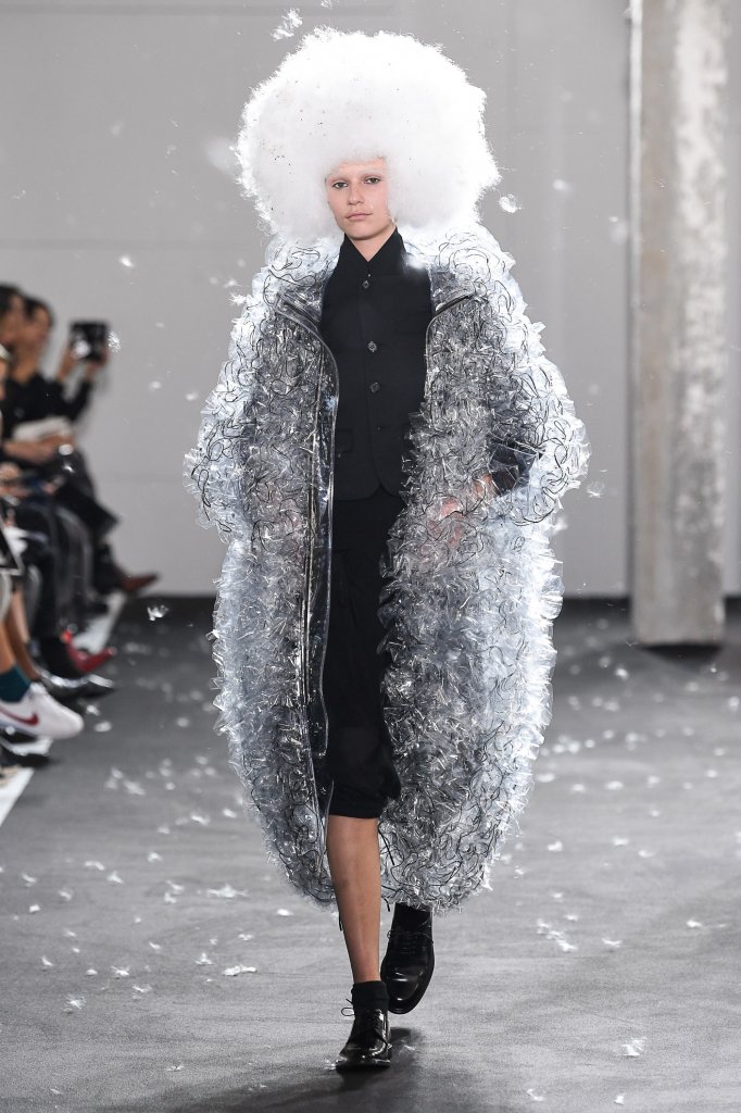 Noir Kei Ninomiya 2019春夏高级成衣发布秀 - Paris Spring 2019