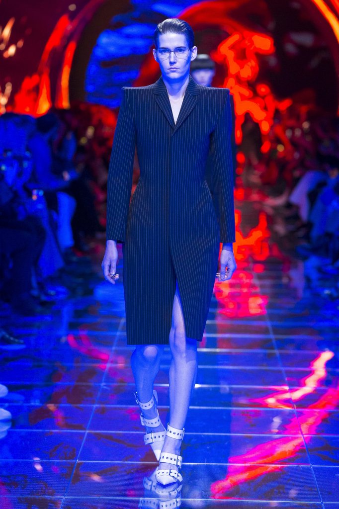 巴黎世家 Balenciaga 2019春夏高级成衣发布秀 - Paris Spring 2019