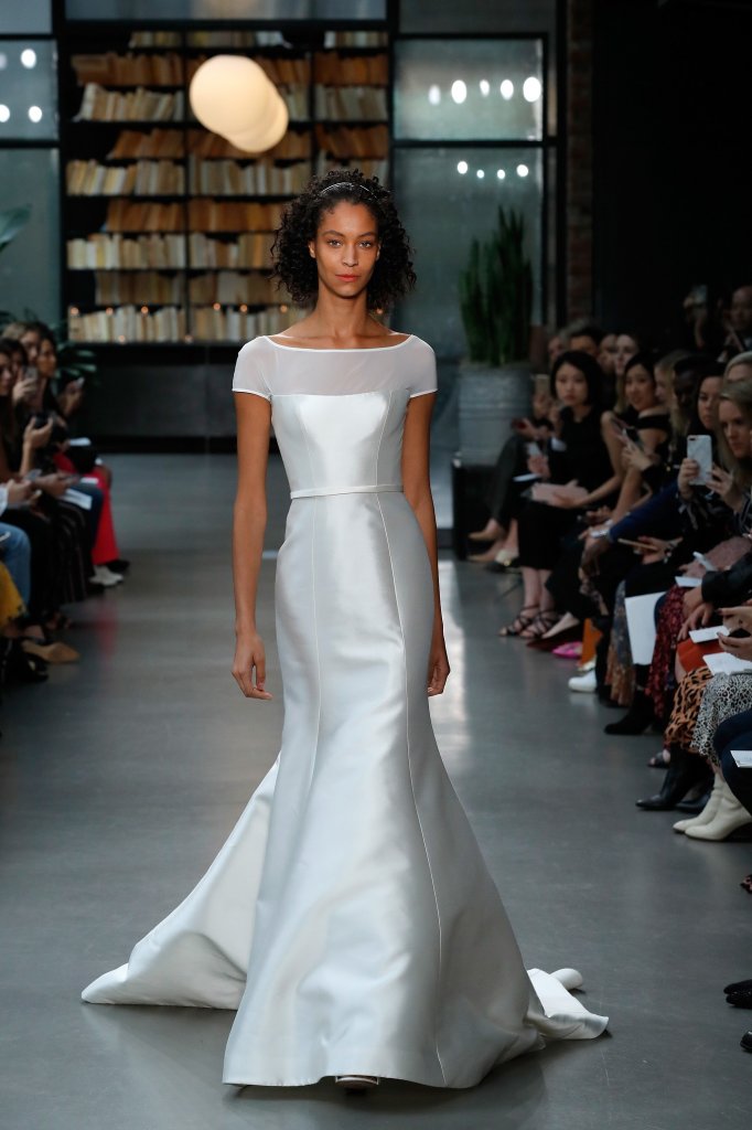 Amsale 2019/20秋冬婚纱礼服发布秀 - Bridal Fall 2019