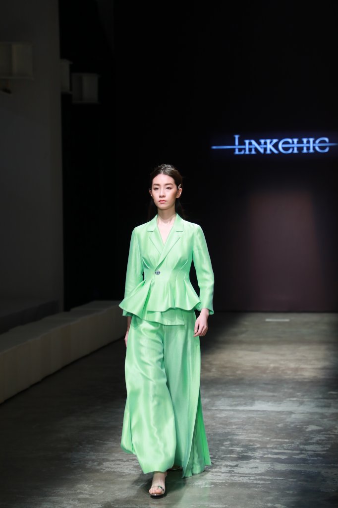 灵犀 LinkChic · 李倩 2019春夏高级成衣发布秀 - Beijing Spring 2019