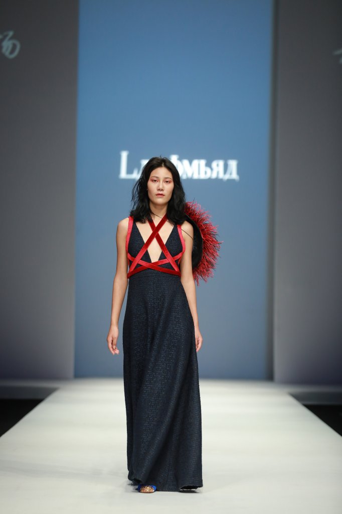 LASOMBRA·杜雷杨 2019春夏高级成衣发布秀 - Beijing Spring 2019