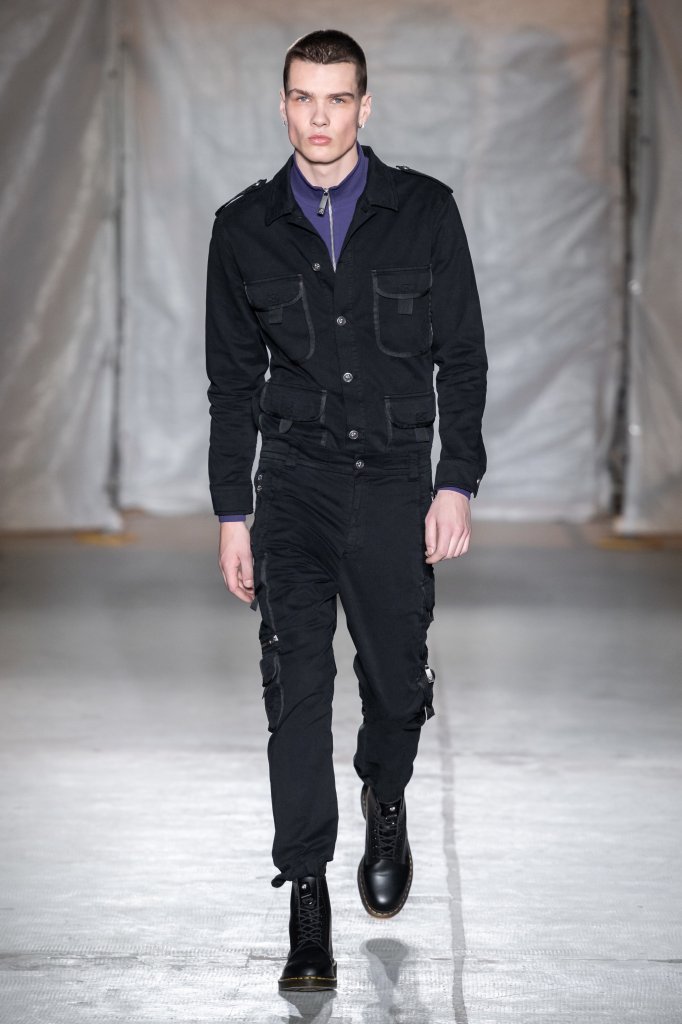 John Richmond 2019/20秋冬高级成衣发布秀 - Milan Fall 2019